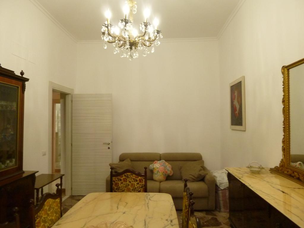 Termini Station Apartment Ai Due Cortili Presso Le Mura Aureliane Рим Экстерьер фото
